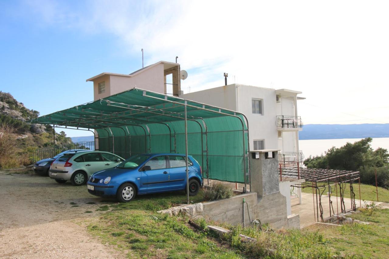 Apartment With 2 Balconies And Sea View 오미스 외부 사진